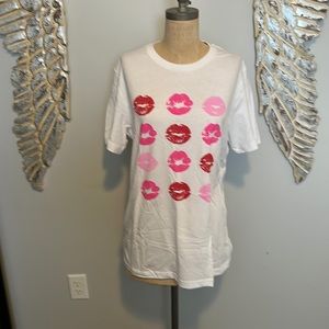 Lips graphic T-shirt size large New